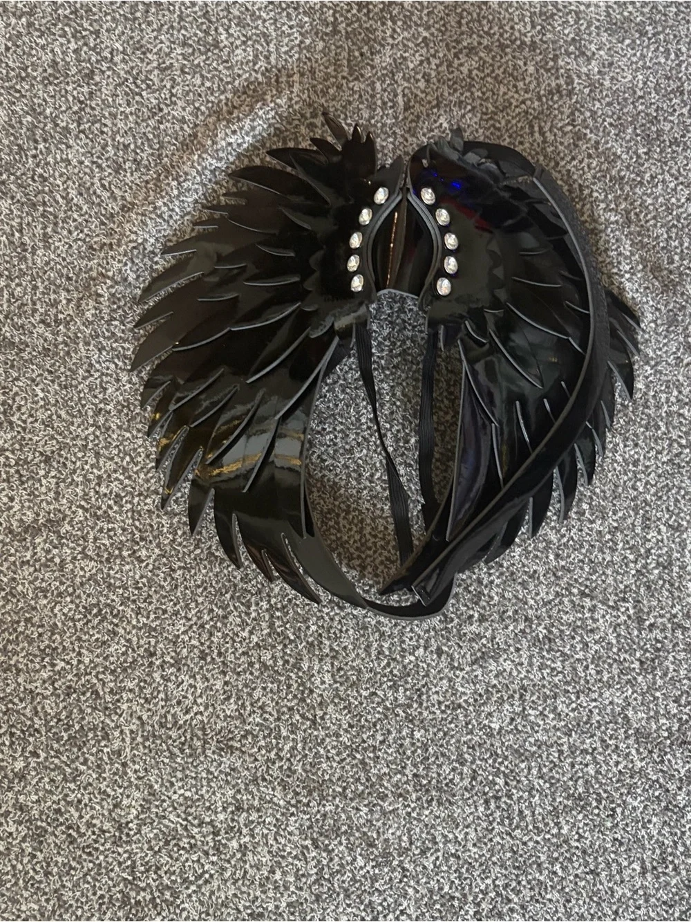 Fallen wings blacks Wing-Shaped Statement Mask with Rhinestone Accents